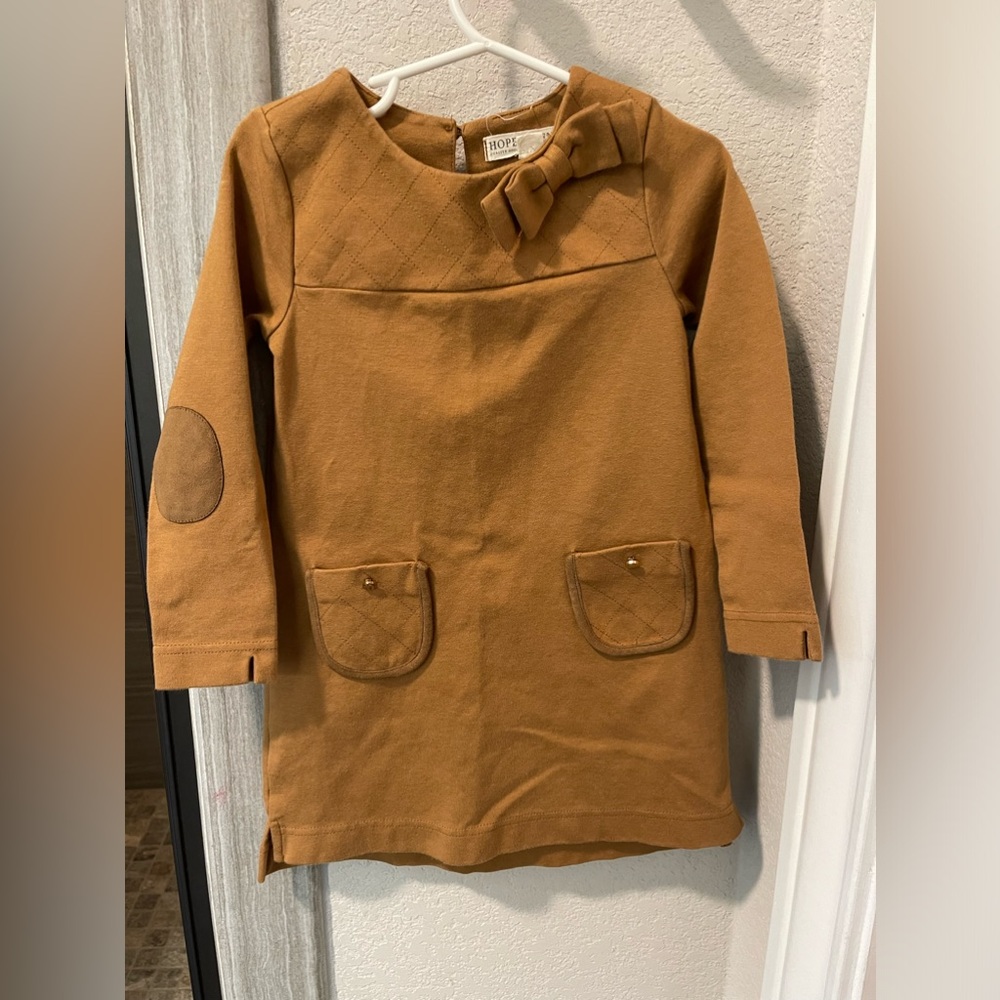 Perfect fall dress!